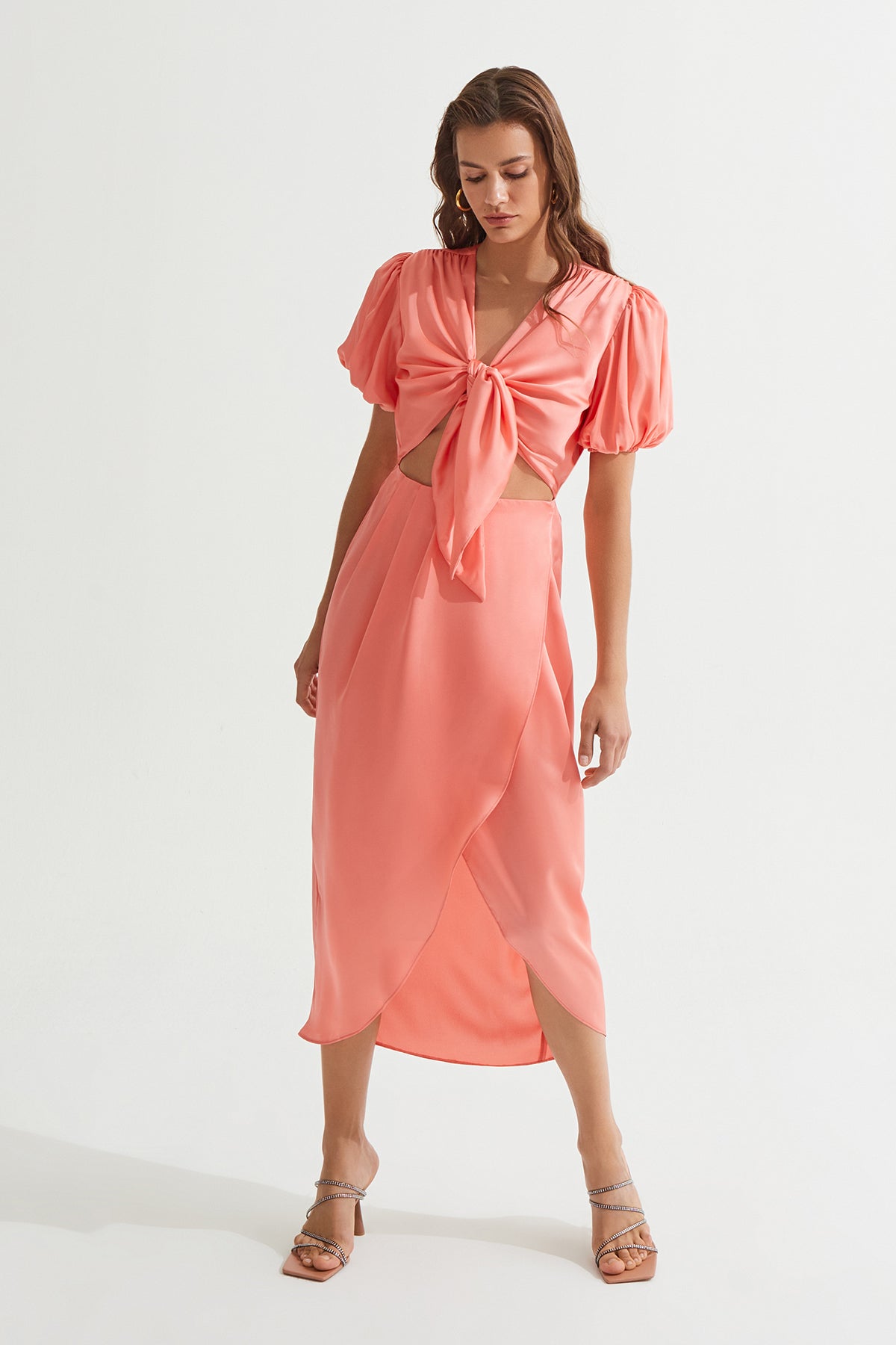 CAMERON Bağlama Detaylı Somon Saten Elbise