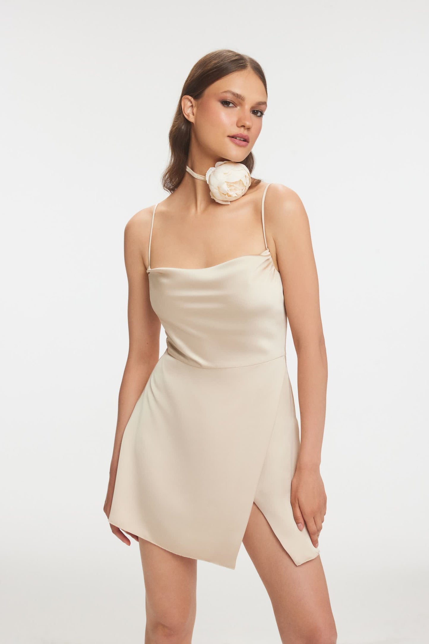 MAVES Degaje Yaka Mini Saten Gold Elbise