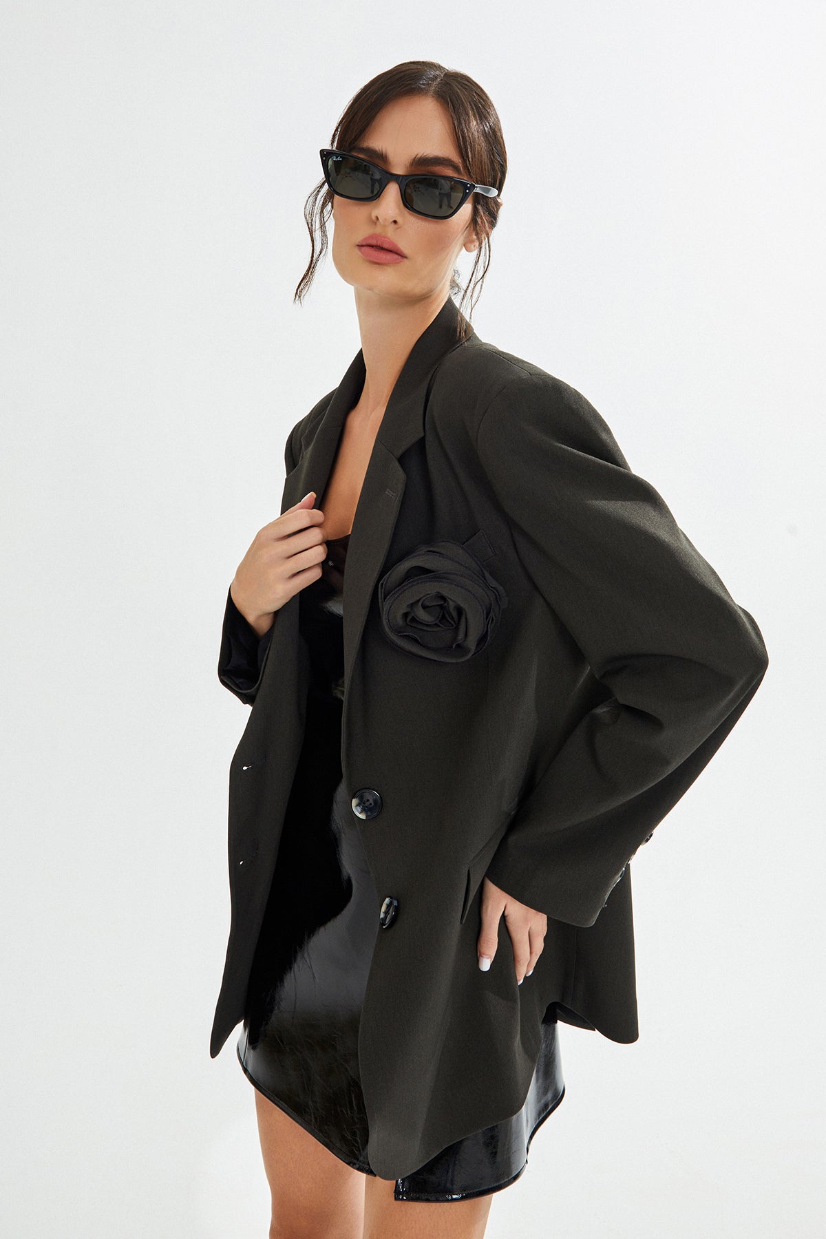 VIAN Gül Detaylı Gri Blazer Ceket