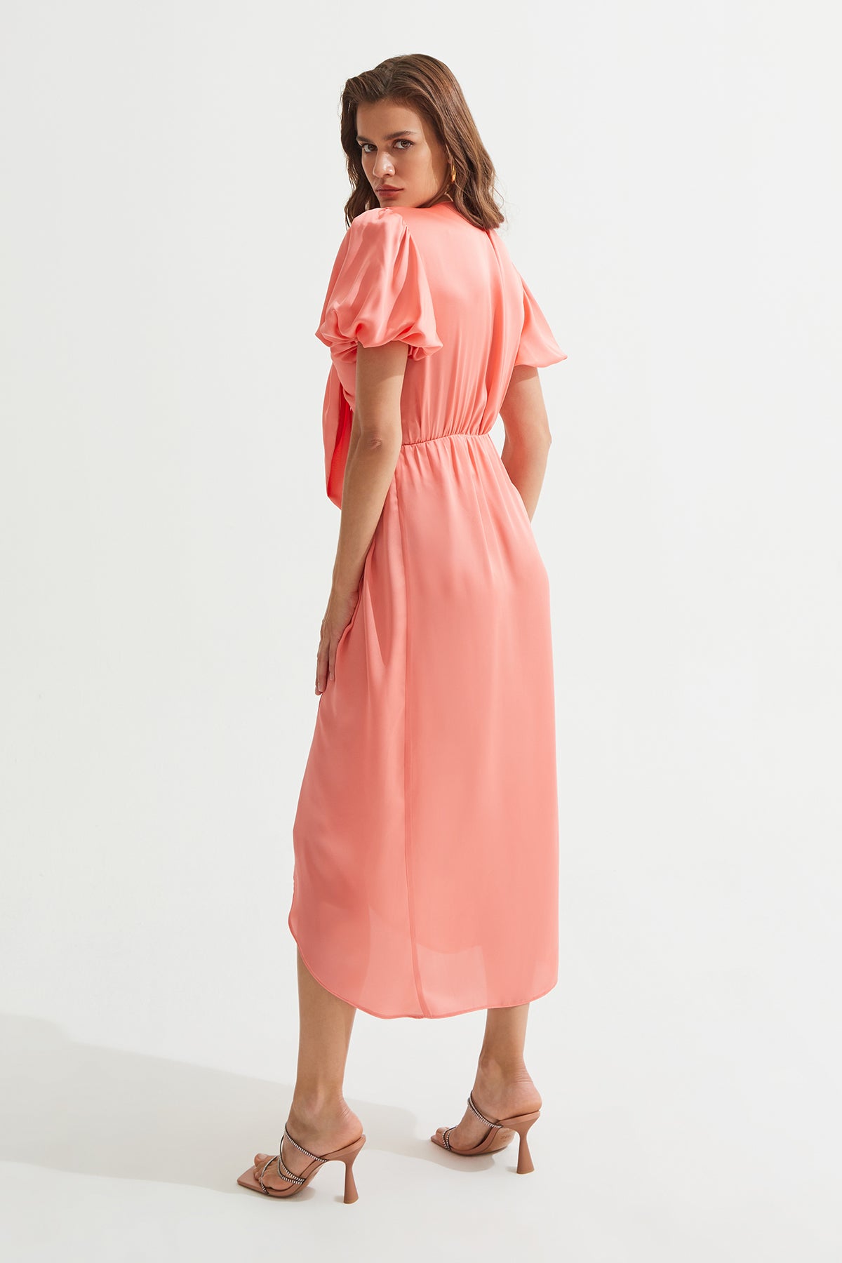 CAMERON Bağlama Detaylı Somon Saten Elbise